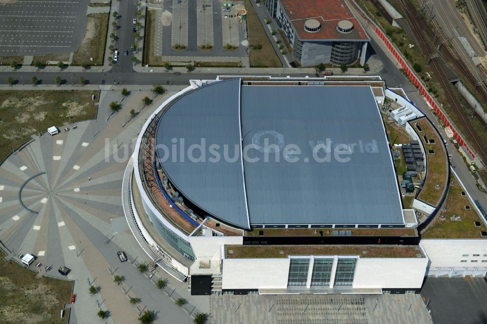 Berlin von oben - Mercedes-Benz Arena - ehemals O2- Arena in Berlin - Friedrichshain