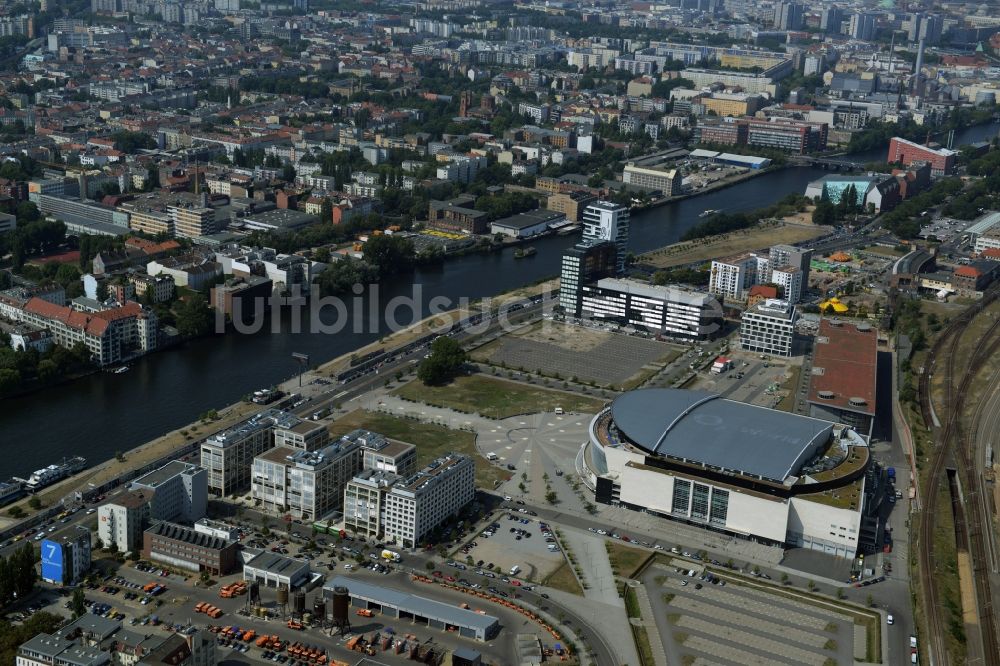 Berlin von oben - Mercedes-Benz Arena - ehemals O2- Arena in Berlin - Friedrichshain