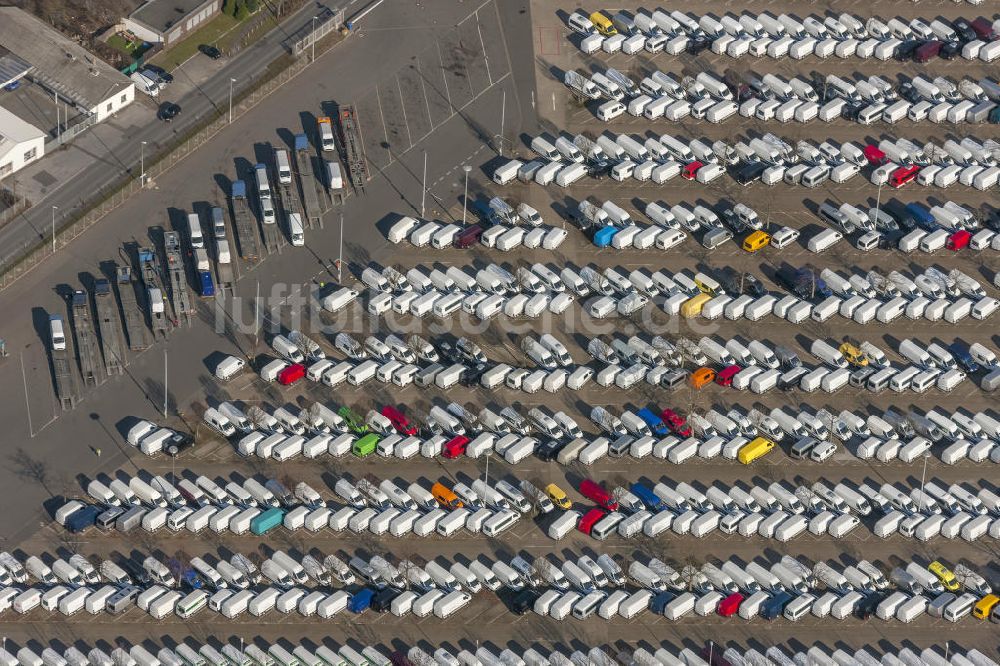 Luftbild Düsseldorf - Mercedes-Benz - Sprinter- Produktion in Düsseldorf in Nordrhein-Westfalen