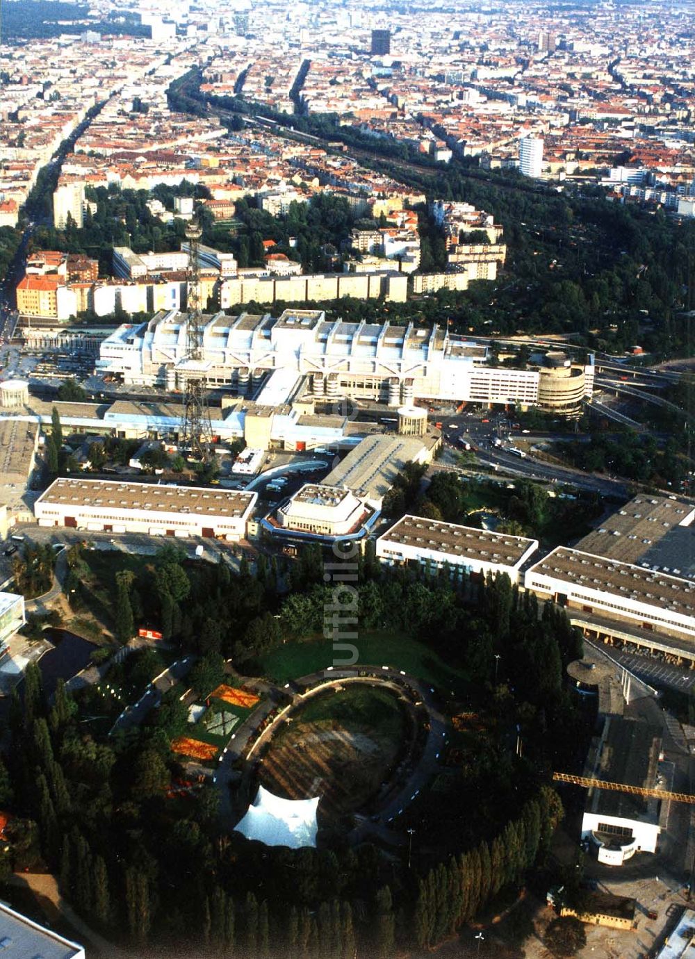 Luftaufnahme Berlin - Charlottenburg - Messegelände am Funkturm