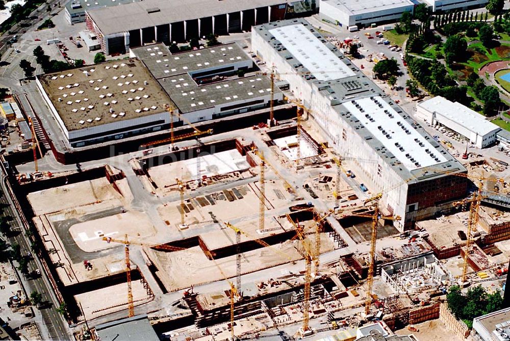 Luftbild Berlin - 30.06.1995 Messehallenbau am Funkturm