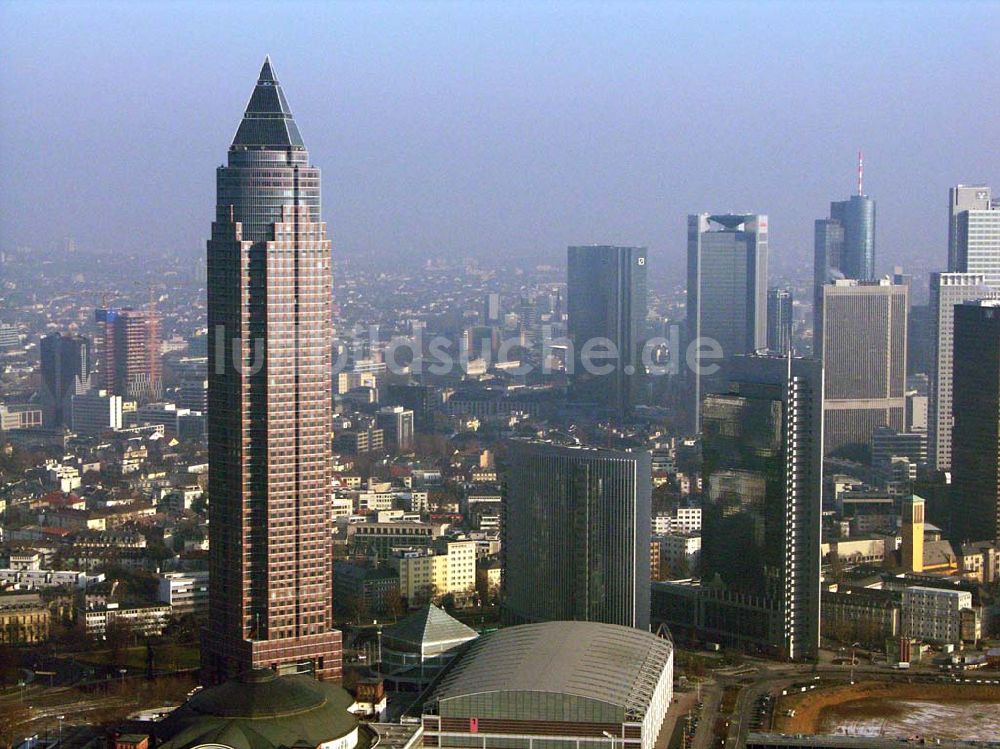 Luftbild Frankfurt Main / Hessen - Messeturm in Frankfurt