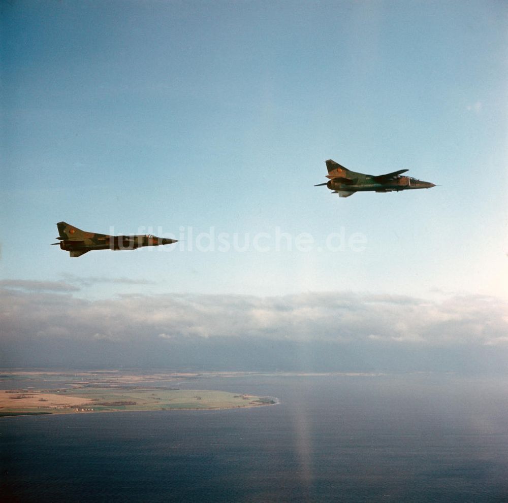 Peenemünde von oben - Mig 23 im Verbandsflug bei Peenemünde