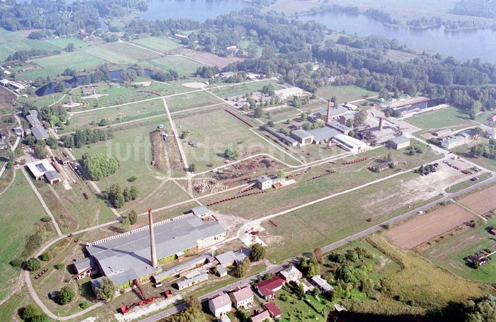 Luftbild Mildenberg / Brandenburg - Mildenberg / Brandenburg Blick auf Ziegeleipark Gesellschaft für Museum und Touristik Mildenberg mbH Ziegelei 10 16775 Mildenberg info@ziegeleipark