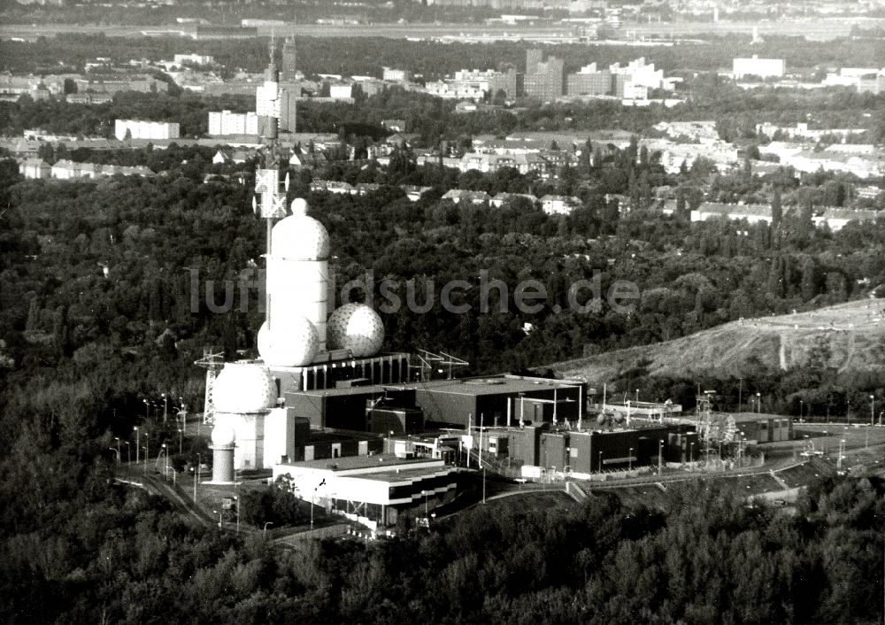 Berlin von oben - Militär- Abhör- und Radaranlage auf dem Teufelsberg in Berlin - Charlottenburg