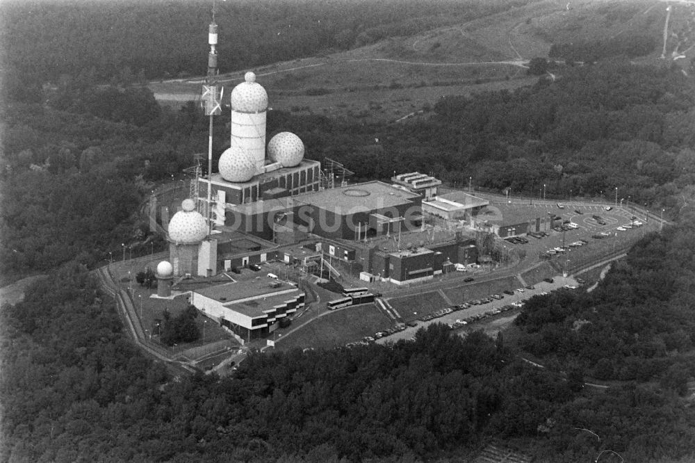 Luftbild Berlin - Militär- Abhör- und Radaranlage auf dem Teufelsberg in Berlin - Charlottenburg