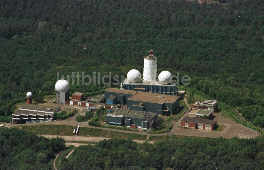 Luftaufnahme Berlin - Militär- Abhör- und Radaranlage auf dem Teufelsberg in Berlin - Charlottenburg