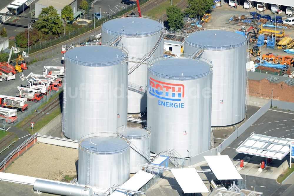 Luftbild Frankfurt am Main - Mineralöl - Hochtanklager der ROTH Energie in Frankfurt am Main im Bundesland Hessen