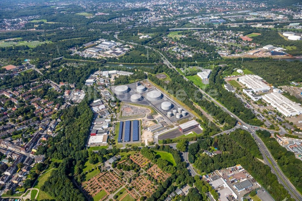 Luftbild Essen - Mineralöl - Hochtanklager des Tanklager Essen in Essen im Bundesland Nordrhein-Westfalen, Deutschland