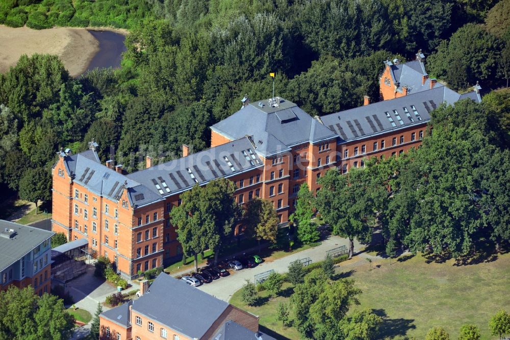 Magdeburg aus der Vogelperspektive: Ministerium für Arbeit und Soziales in Magdeburg im Bundesland Sachsen-Anhalt