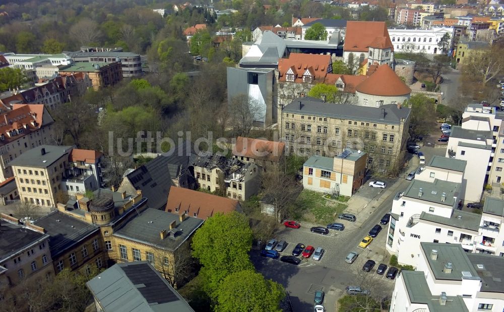 Halle / Saale von oben - Mischbebauung von Alt- und Neubau- Wohngebäuden an der Mühlgasse - Mühlpforte in der Altstadt von Halle in Sachsen-Anhalt