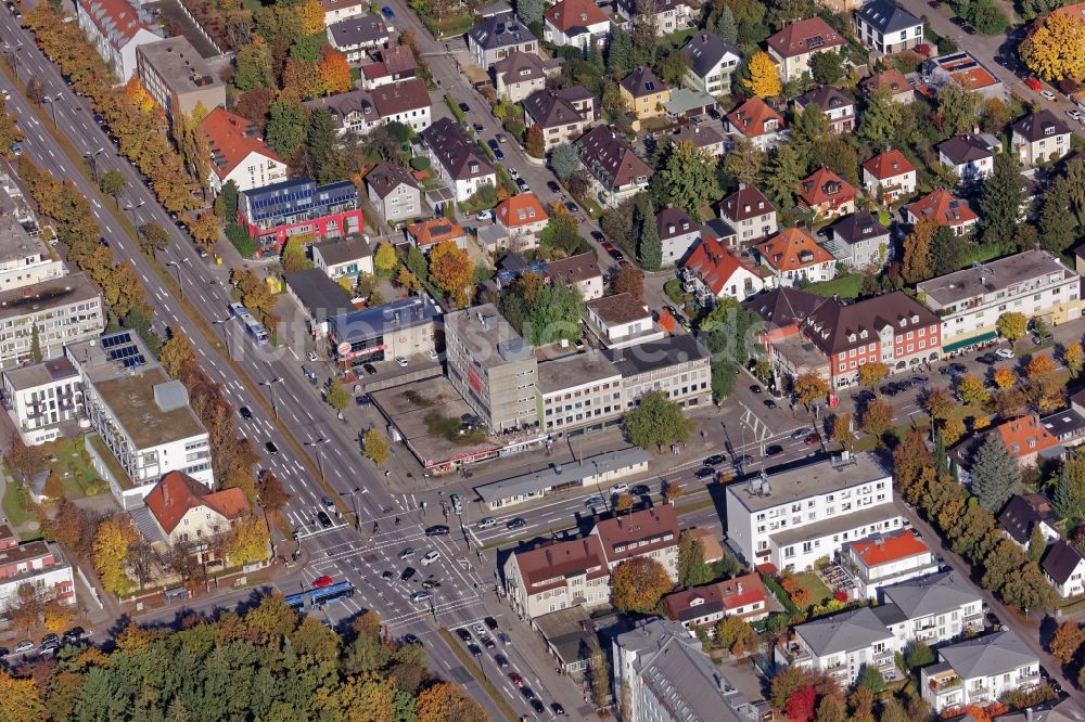 Luftbild München - Mischbebauung mit Wohngebiet und Gewerbeflächen im Bereich der Kreuzung Fürstenrieder Straße und Waldfriedhofstraße in München im Bundesland Bayern