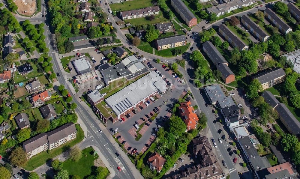 Flensburg aus der Vogelperspektive: Mischbebauung der Wohngebiets- und Gewerbeflächen im Ortsteil Mürwik in Flensburg im Bundesland Schleswig-Holstein, Deutschland