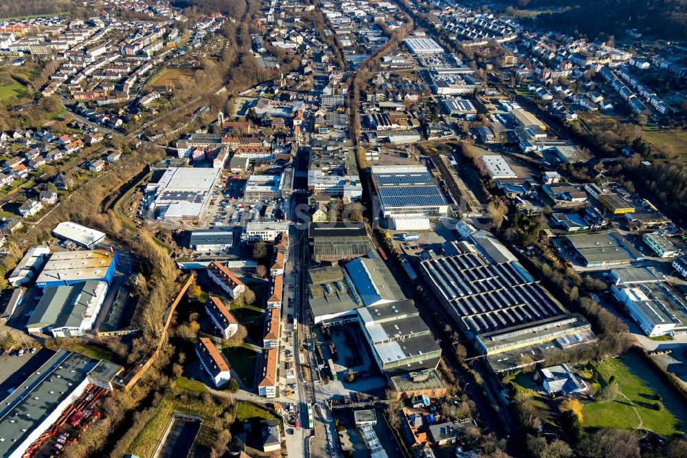 Hagen aus der Vogelperspektive: Mischbebauung der Wohngebiets- und Gewerbeflächen im Ortsteil Westerbauer in Hagen im Bundesland Nordrhein-Westfalen, Deutschland