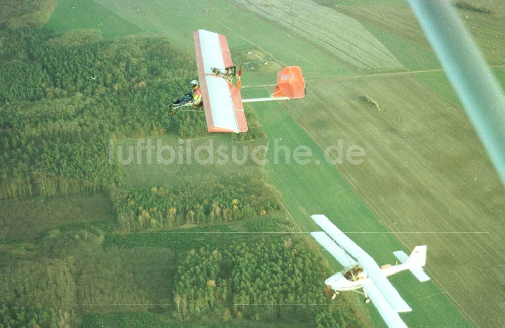 Luftbild Brandenburg - Mitflug mit UL- Flugzeugen vom Flugplatz Müncheberg/Eggersdorf aus über der Märkischen Schweiz