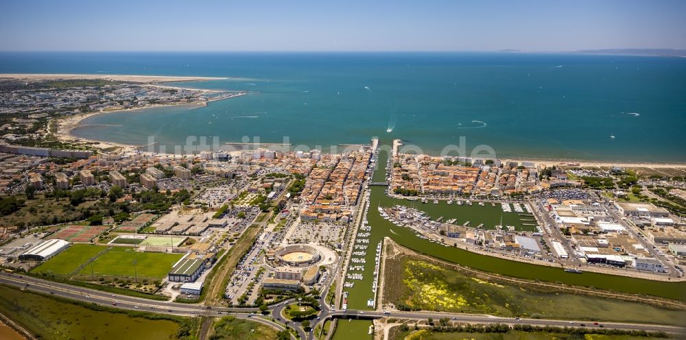 Luftaufnahme Le Grau-du-Roi - Mittelmeerküste in Le Grau-du-Roi in Frankreich