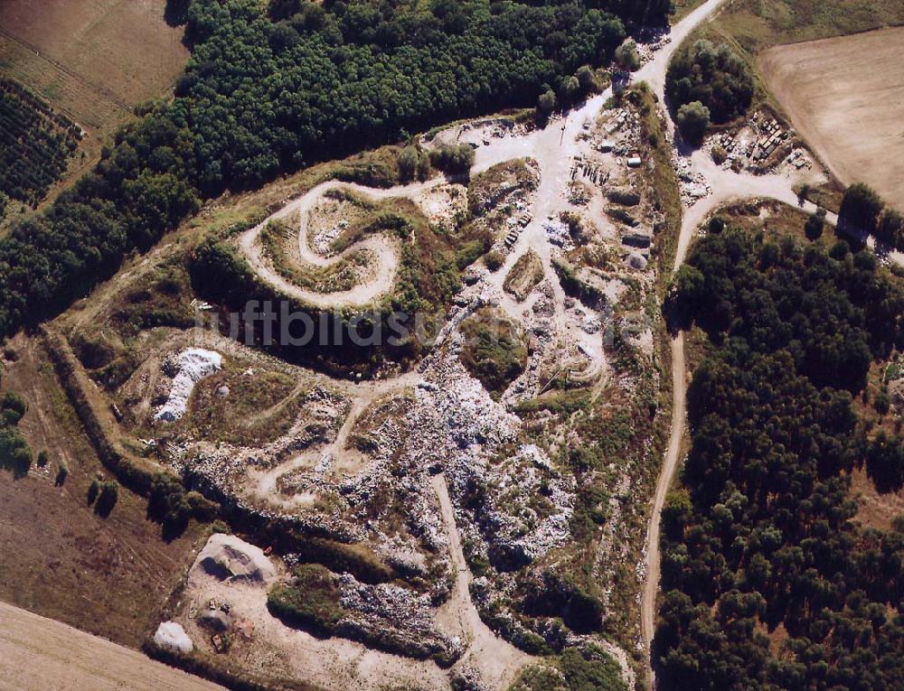 Luftaufnahme Schönerlinde bei Bernau - Mülldeponie Schönerlinde bei Bernau an der B109 19.09.1997