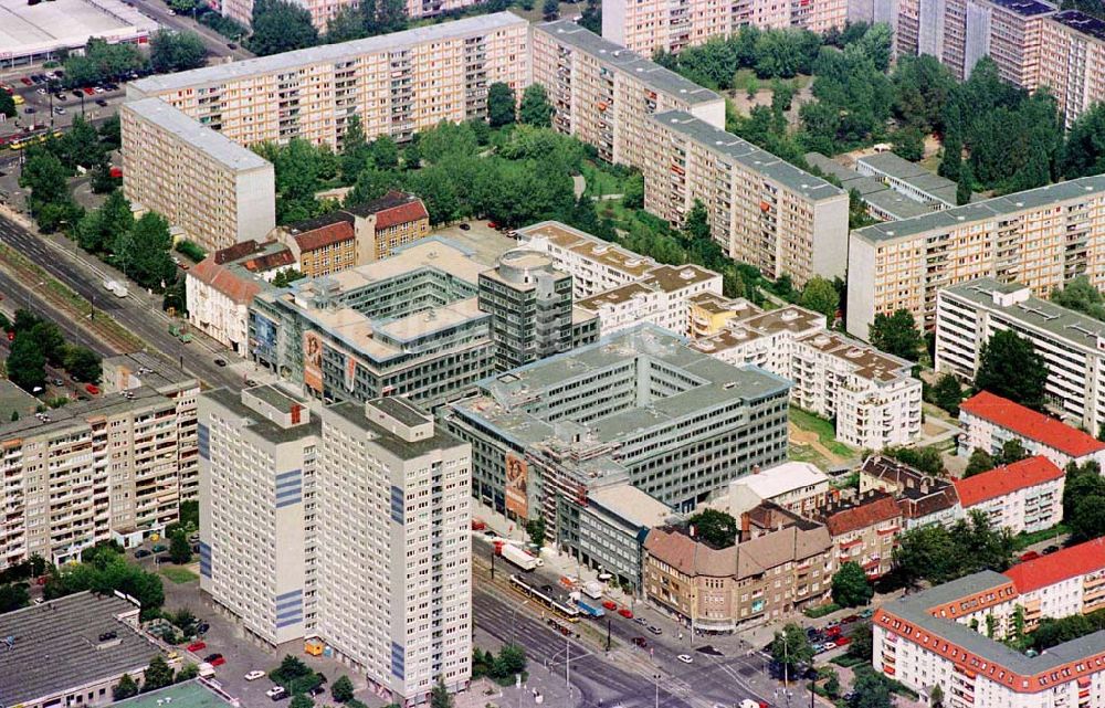 Berlin-Lichtenberg aus der Vogelperspektive: Möllendorf-Passagen der Bayerischen Hausbau an der Möllendorfstraße in Berlin-Lichtenberg