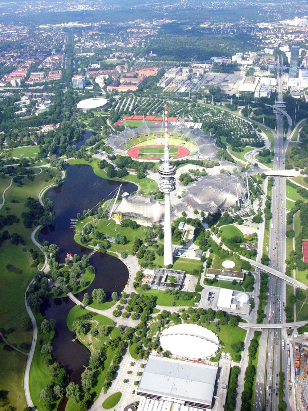 München aus der Vogelperspektive: München - Fernsehturm