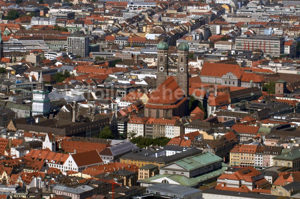 München aus der Vogelperspektive: München Frauenkirche