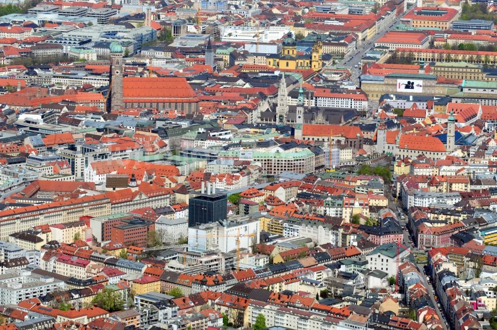 München aus der Vogelperspektive: Münchner Altstadt im Bundesland Bayern