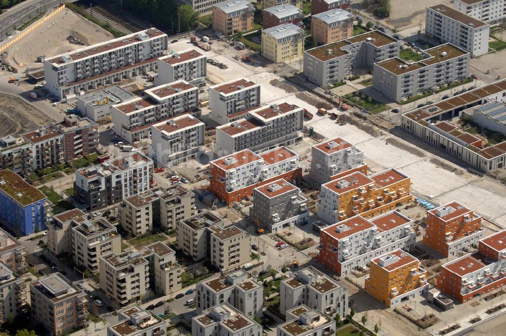 MÜNCHEN aus der Vogelperspektive: Münchner Stadtquartier Theresienhöhe