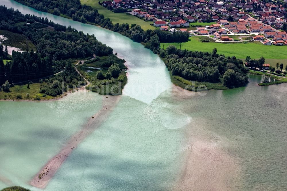 Luftaufnahme Füssen - Mündung des Lech in den Forggensee bei Füssen im Bundesland Bayern