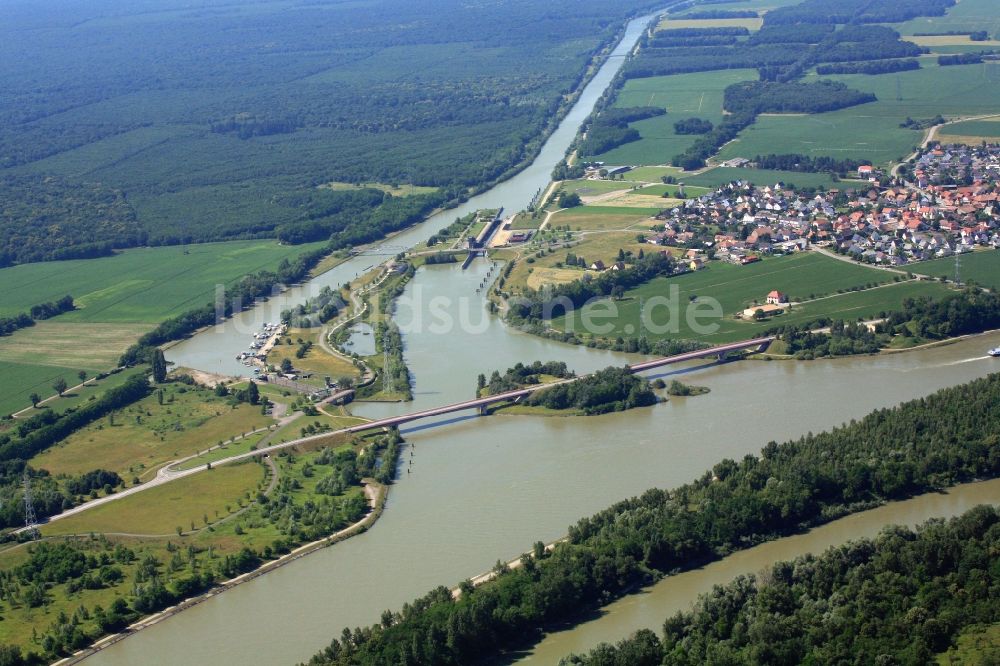 Luftbild Niffer - Mündung des Rhein - Rhone - Kanals in den Rheinseitenkanal bei Niffer in Frankreich