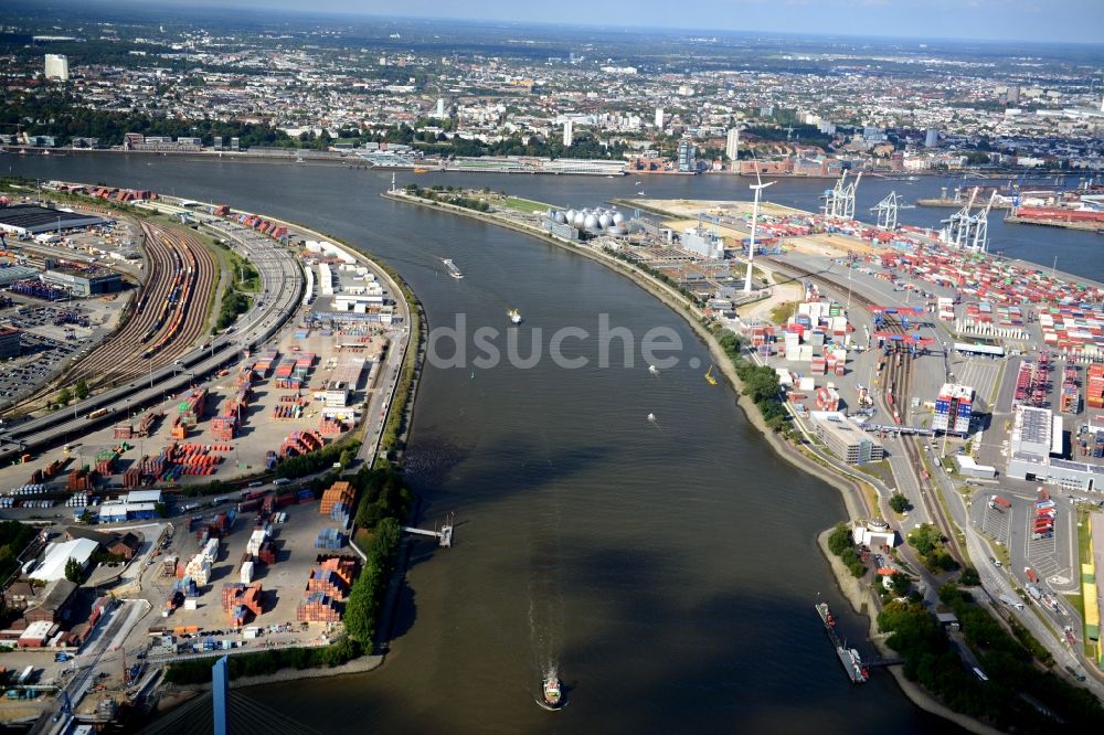 Hamburg aus der Vogelperspektive: Mündungsarm Köhlbrand im Hafen von Hamburg-Mitte