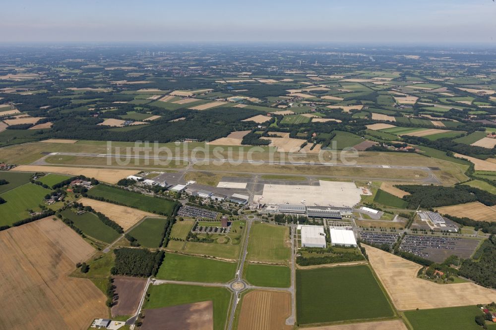 Münster von oben - Münster Osnabrück International Airport (IATA: FMO, ICAO: EDDG, ehemals Flughafen Münster/Osnabrück in Nordrhein-Westfalen