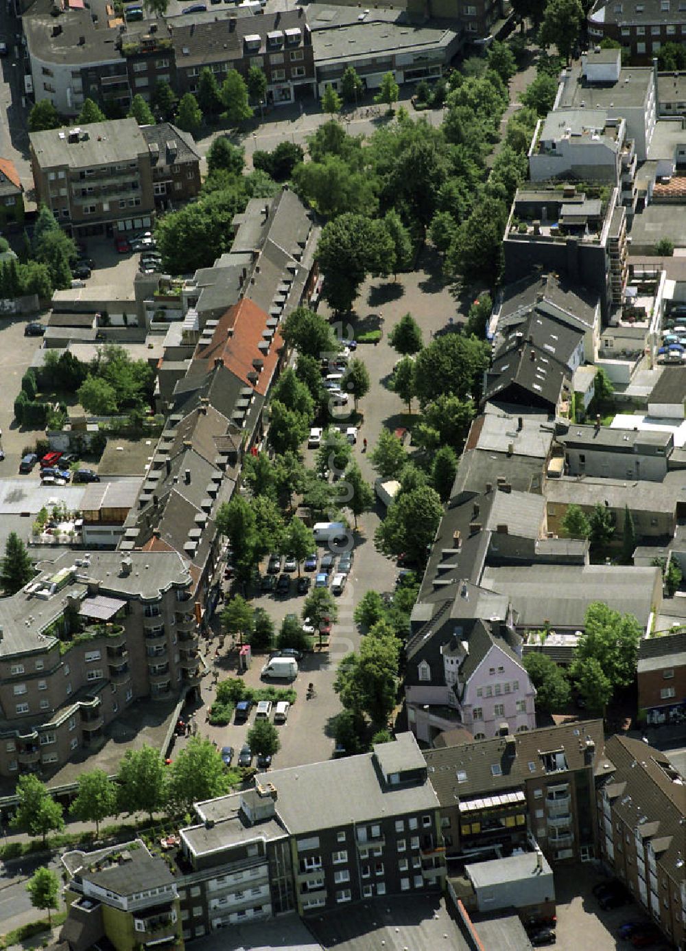 Luftaufnahme Kamp-Lintfort - Moerser Straße Kamp-Lintfort