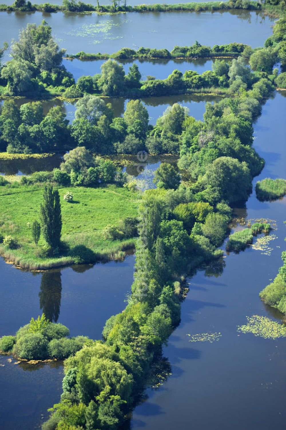 Tremmen von oben - Moorlandschaft und Fischzucht bei Ketzin