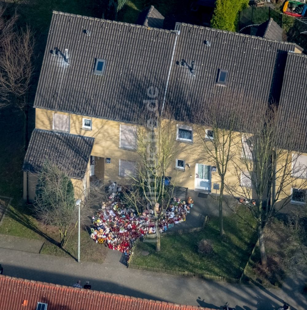 Herne aus der Vogelperspektive: Mordfall im Reihenhaus in der Siedlung im Dannekamp im Ortsteil Wanne-Eickel in Herne im Bundesland Nordrhein-Westfalen