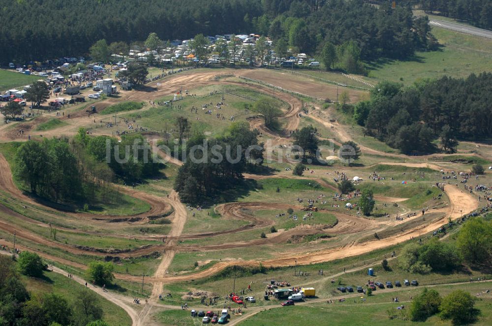 Luftaufnahme Wriezen - Moto-Cross-Veranstaltung in Wriezen