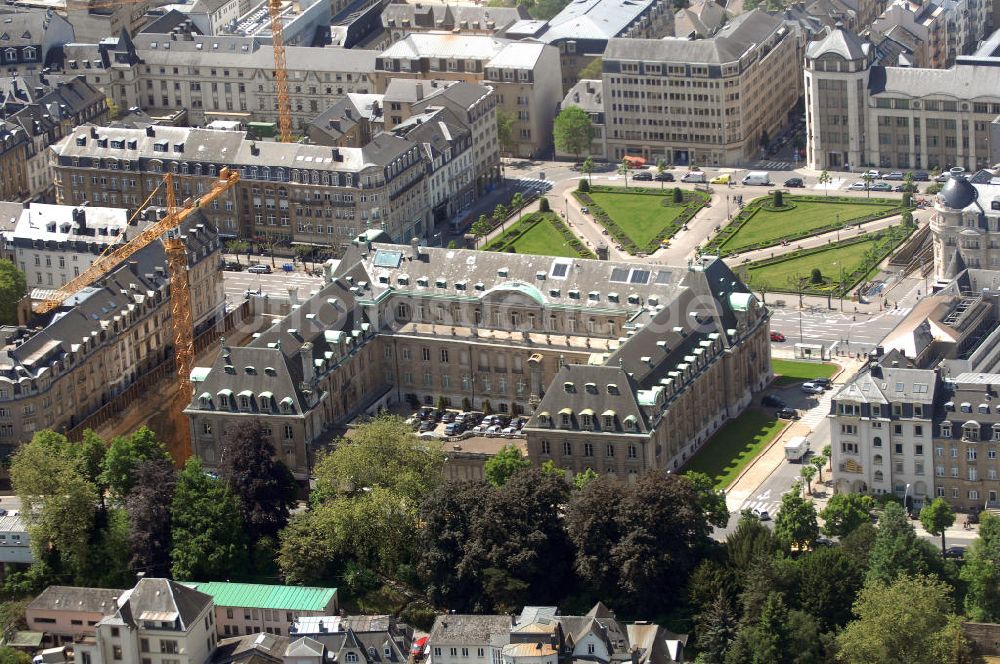 Luxemburg aus der Vogelperspektive: Märtyrerplatz