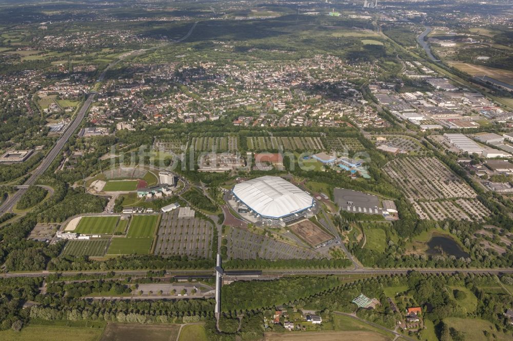 Luftbild Gelsenkirchen - Multifunktionshalle Veltins- Arena Gelsenkirchen im Bundesland Nordrhein-Westfalen