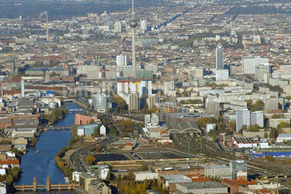 Berlin von oben - Multifunktionshalle O2 World