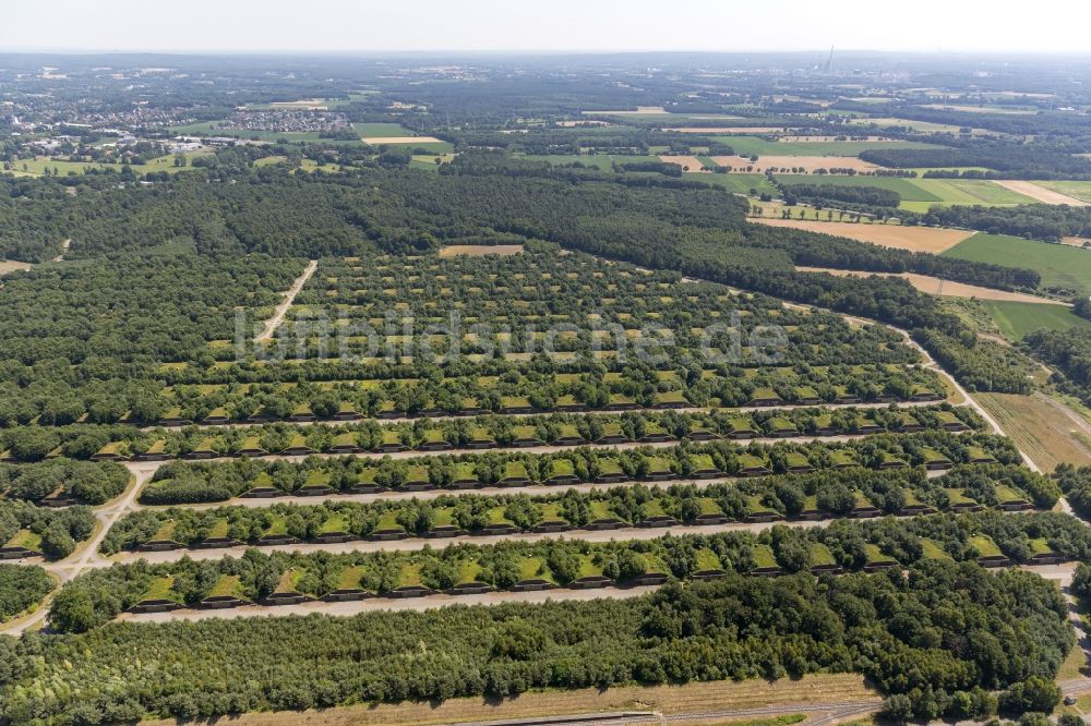 Luftbild Dorsten - Munitionsbunker Depot - Reihen der Bundeswehr bei Wulfen, einem Stadtteil von Dorsten in Nordrhein-Westfalen