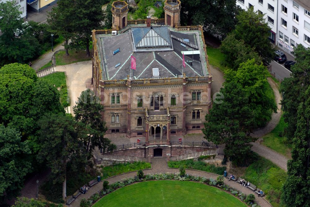 Luftaufnahme Freiburg im Breisgau - Museum Archäologisches Museum Colombischlössle in Freiburg im Breisgau im Bundesland Baden-Württemberg, Deutschland