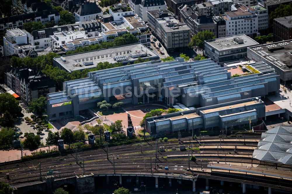 Luftaufnahme Köln - Museum für moderne Kunst Museum Ludwig am Heinrich-Böll-Platz in Köln im Bundesland Nordrhein-Westfalen, Deutschland