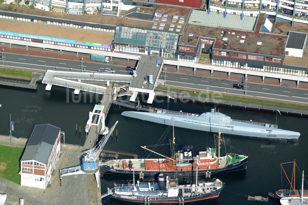 Bremerhaven aus der Vogelperspektive: Museums- Ensemble U-Boot Wilhelm Bauer in Bremerhaven im Bundesland Bremen