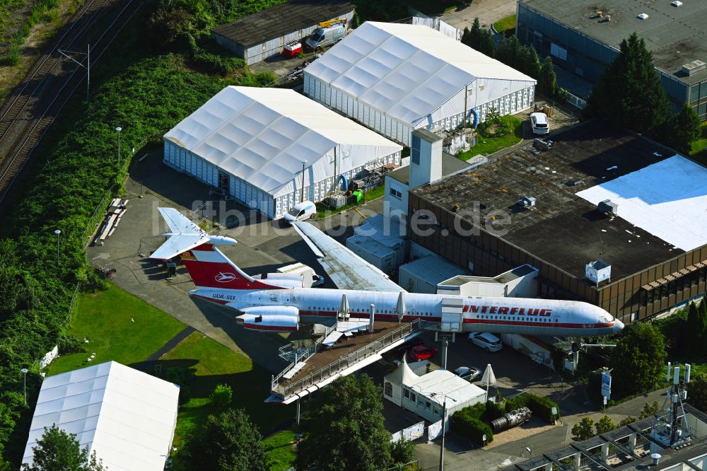 Leipzig von oben - Museums- Flugzeug einer Iljuschin IL-62 der INTERFLUG in Leipzig im Bundesland Sachsen, Deutschland