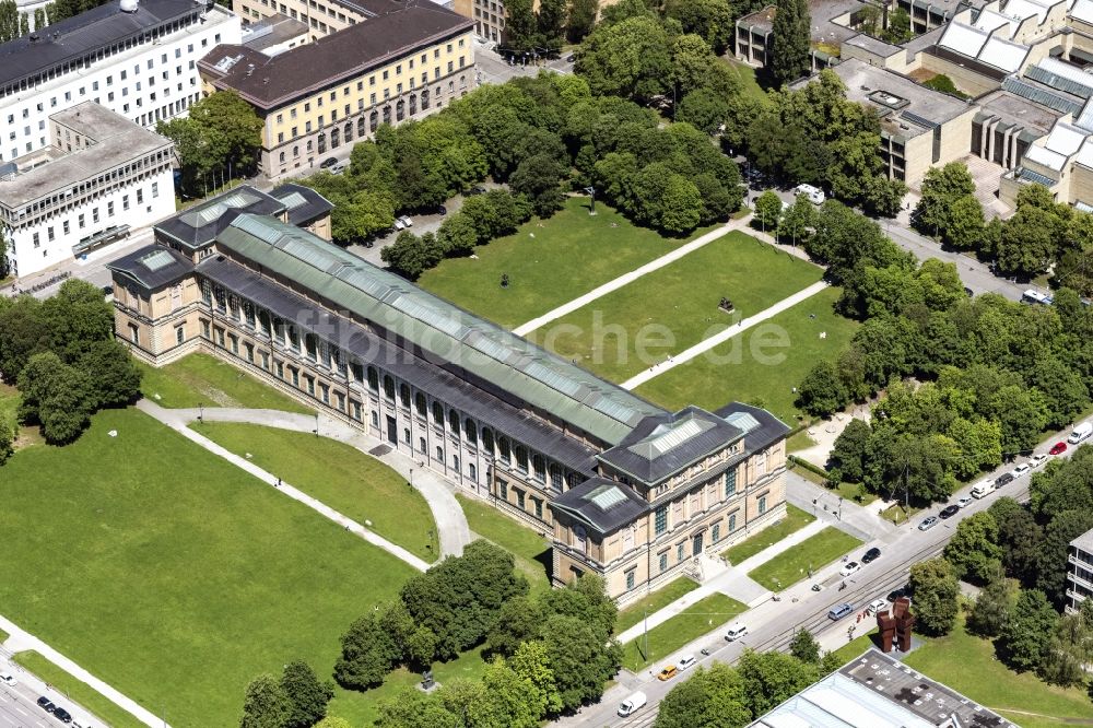 Luftbild München - Museums- Gebäude- Ensemble Alte Pinakothek in München im Bundesland Bayern, Deutschland