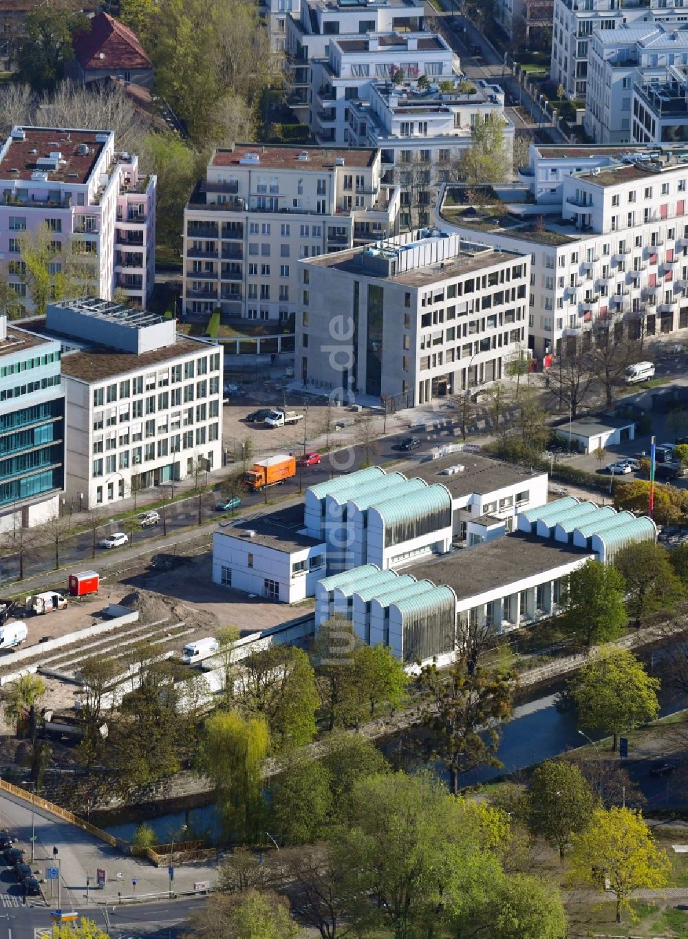 Berlin von oben - Museums- Gebäude- Ensemble Bauhaus Archive an der Klingelhöferstraße im Ortsteil Tiergarten in Berlin, Deutschland