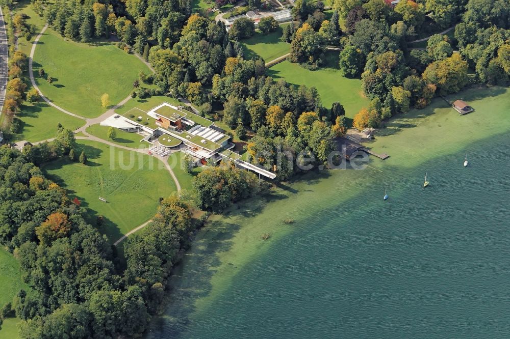 Luftaufnahme Bernried am Starnberger See - Museums- Gebäude- Ensemble Buchheim Museum der Phantasie in Bernried am Starnberger See im Bundesland Bayern