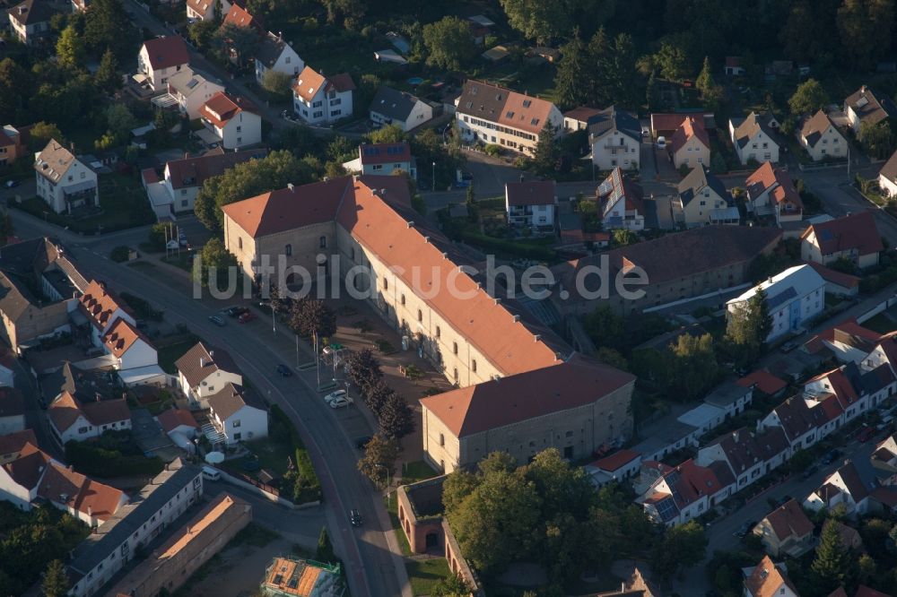 Luftaufnahme Germersheim - Museums- Gebäude- Ensemble des Deutschen Straßenmuseum in Germersheim im Bundesland Rheinland-Pfalz, Deutschland