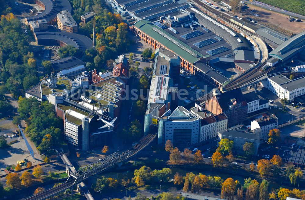 Berlin von oben - Museums- Gebäude- Ensemble des Deutschen Technikmuseums Berlin ( DTMB ) im Ortsteil Kreuzberg in Berlin, Deutschland