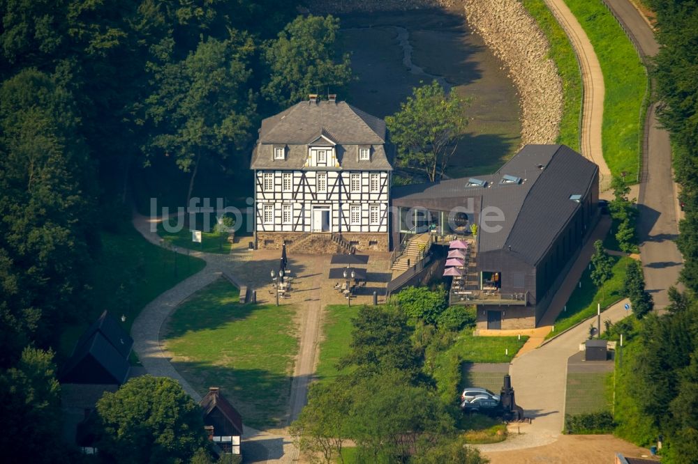 Hagen von oben - Museums- Gebäude- Ensemble Deutsches Schmiedemuseum in Hagen im Bundesland Nordrhein-Westfalen