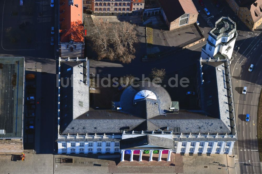 Luftbild Kassel - Museums- Gebäude- Ensemble Fridericianum am Friedrichsplatz in Kassel im Bundesland Hessen, Deutschland