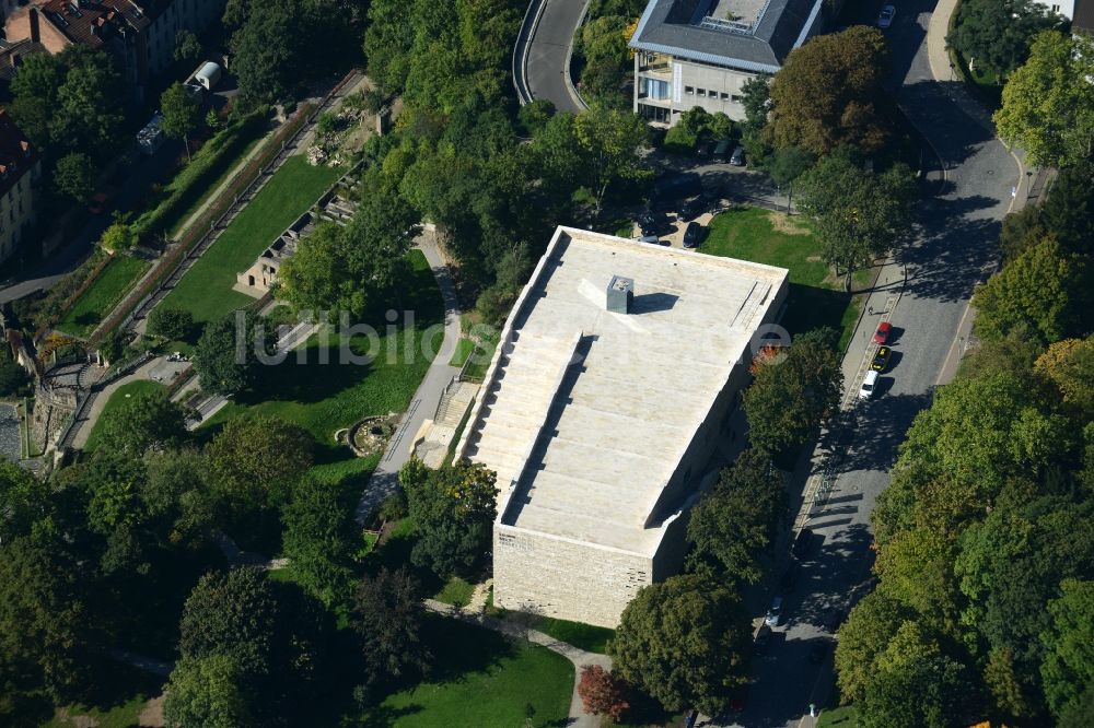 Kassel aus der Vogelperspektive: Museums- Gebäude- Ensemble GRIMMWELT Kassel gGmbH in Kassel im Bundesland Hessen